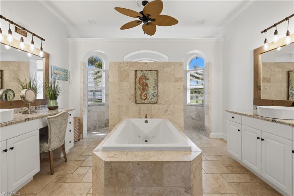 2114 SW 29th Ter, Cape Coral, FL 33914 Photo
