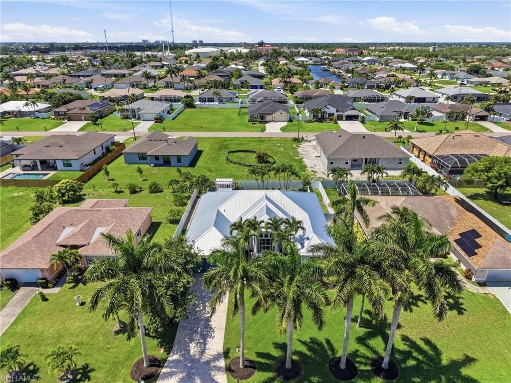 2114 SW 29th Ter, Cape Coral, FL 33914 Photo