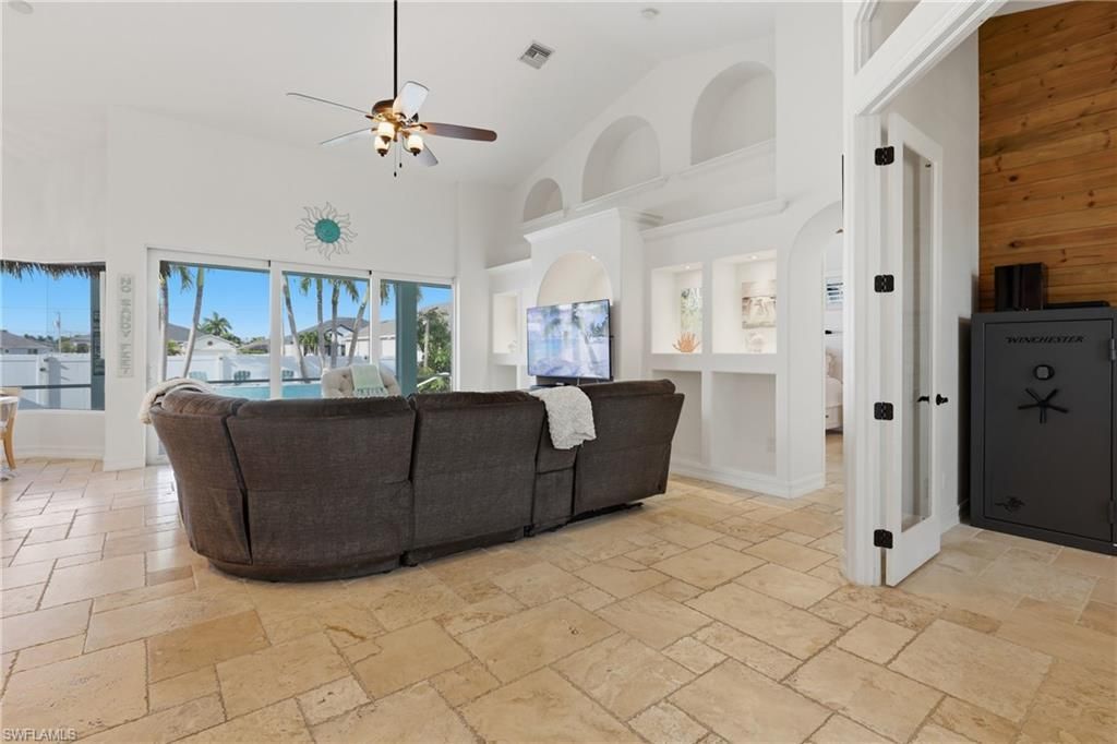 2114 SW 29th Ter, Cape Coral, FL 33914 Photo
