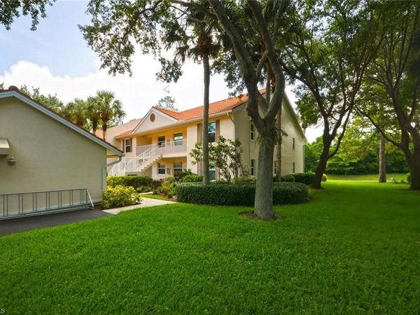 193 Robin Hood CIR, Unit 203, NAPLES, FL 34104
