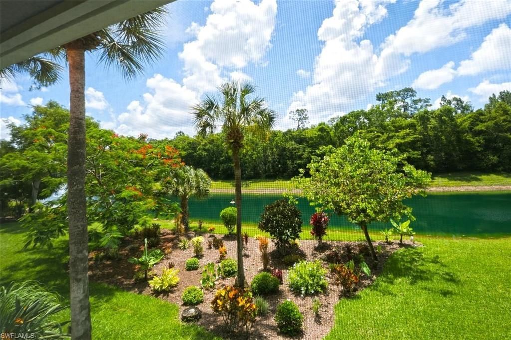 193 Robin Hood Cir, Unit 203, Naples, FL 34104 Photo