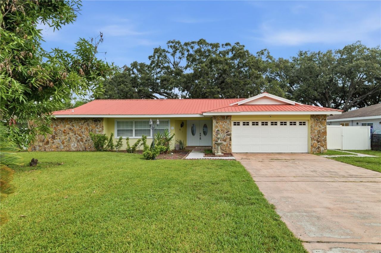 1514 Burning Tree Lane, Brandon, FL 33510 Photo