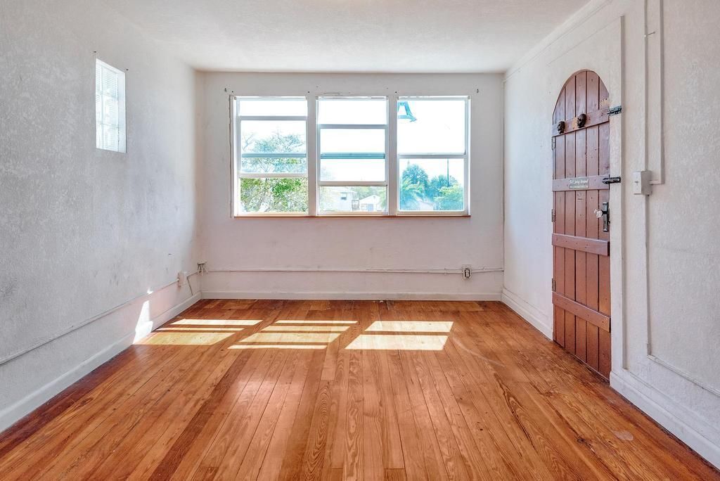 521 N Dixie Highway, Lake Worth Beach, FL 33460 Photo