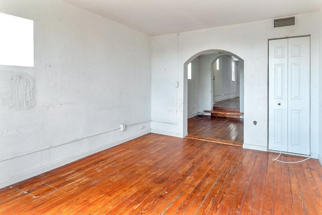521 N Dixie Highway, Lake Worth Beach, FL 33460 Photo
