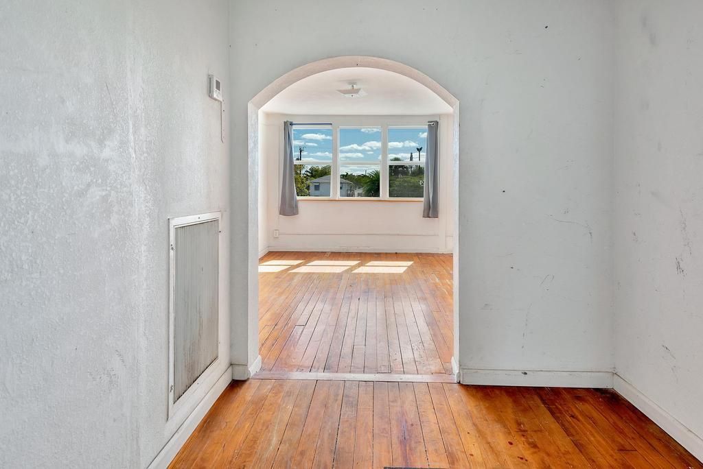 521 N Dixie Highway, Lake Worth Beach, FL 33460 Photo