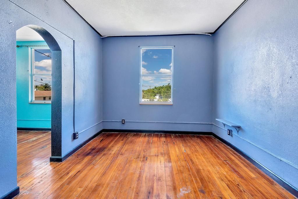 521 N Dixie Highway, Lake Worth Beach, FL 33460 Photo