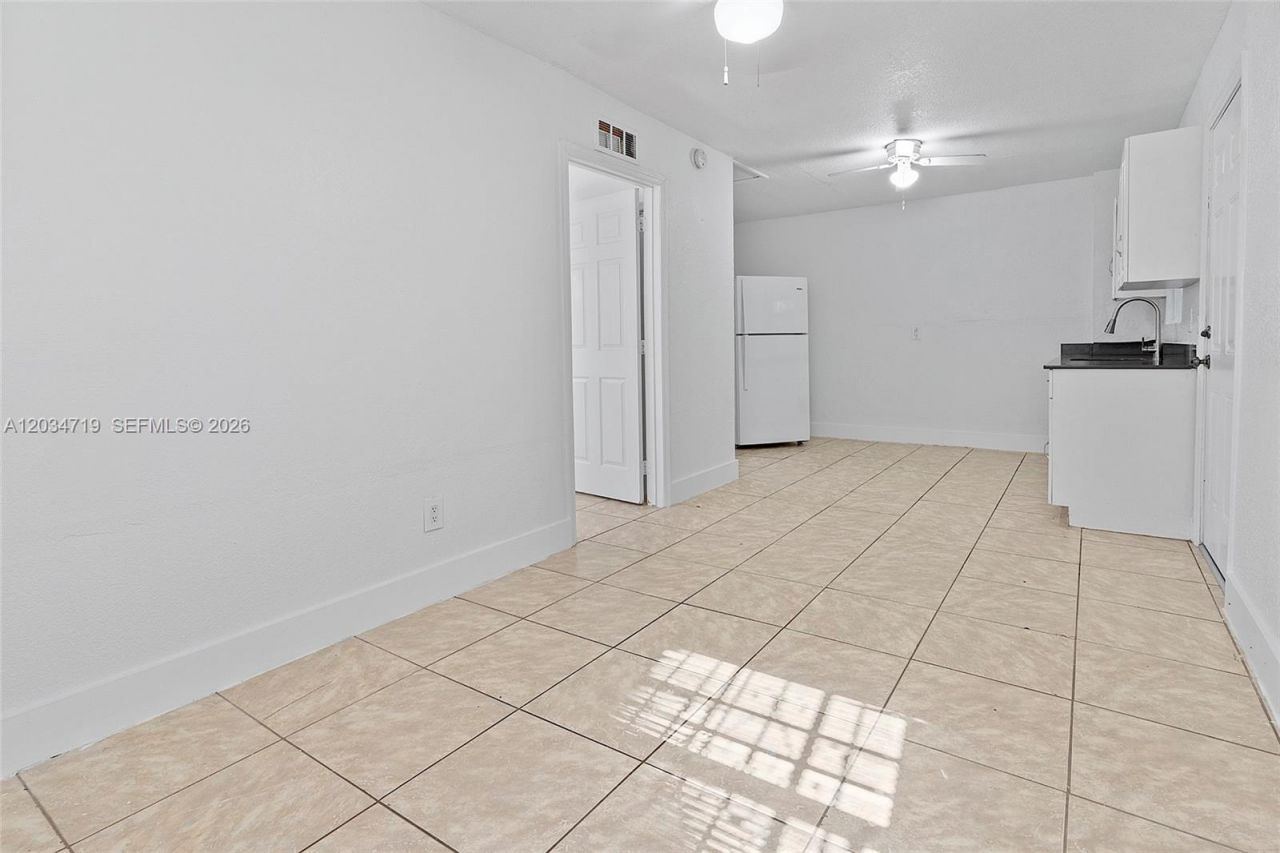 6801 SW 27th St , Miami, FL 33155 Photo