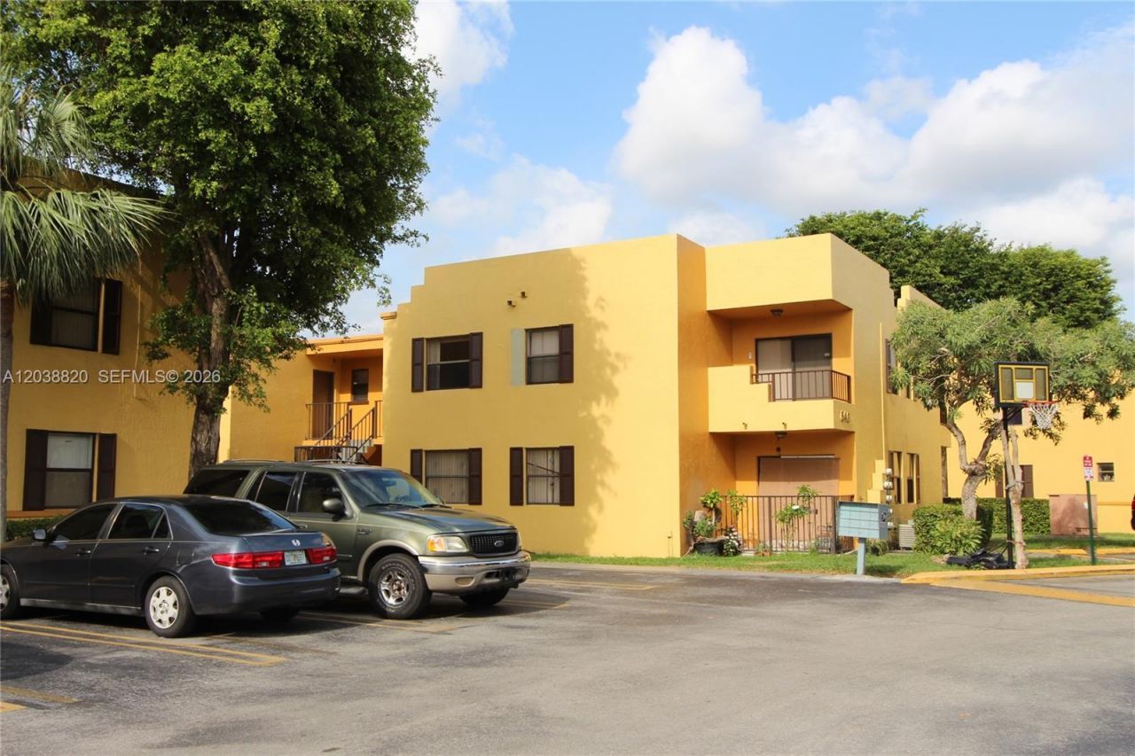 650 NW 114th Ave, Unit 202, Sweetwater, FL 33172 Photo
