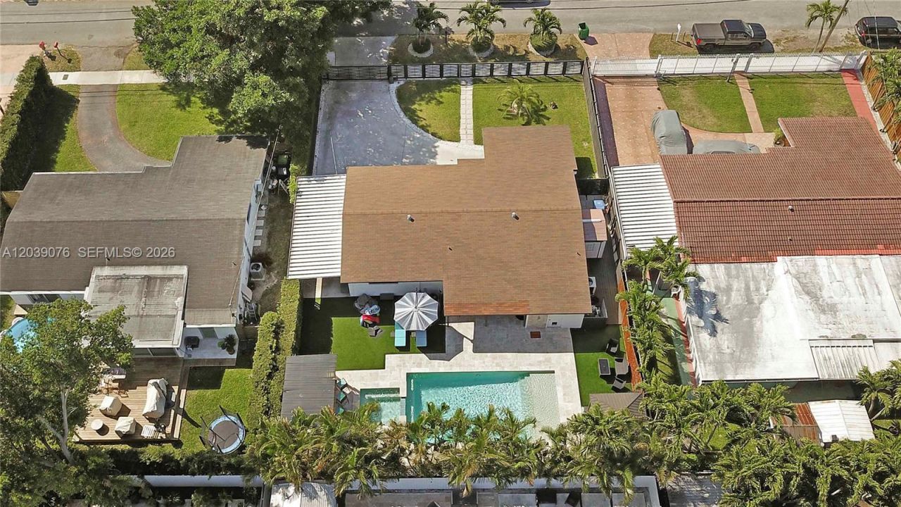 6751 SW 13th St, Miami, FL 33144 Photo