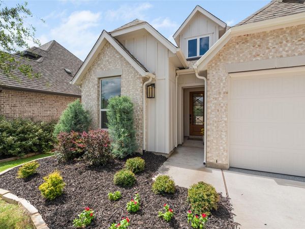 294 Kimble Creek LOOP, Kyle, TX 78640