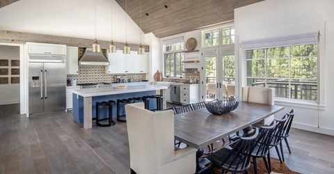 8071 Villandry Drive, Truckee, CA 96161 Photo