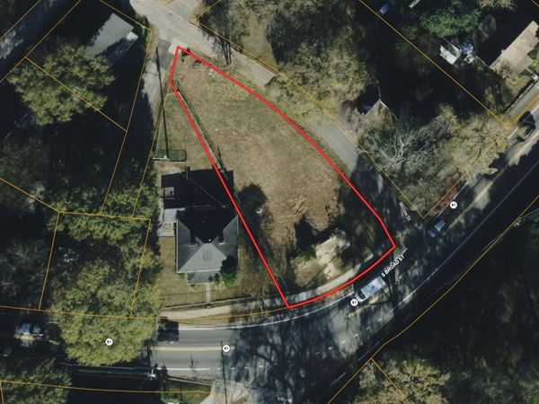 16 S Broad Street, Porterdale, GA 30014