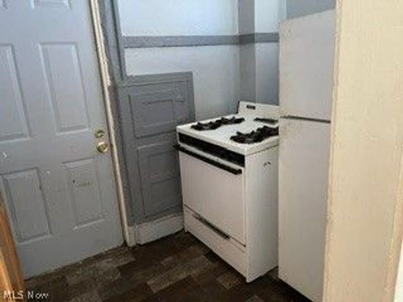 1724 Hartshorn Road, East Cleveland, OH 44112 Photo 6