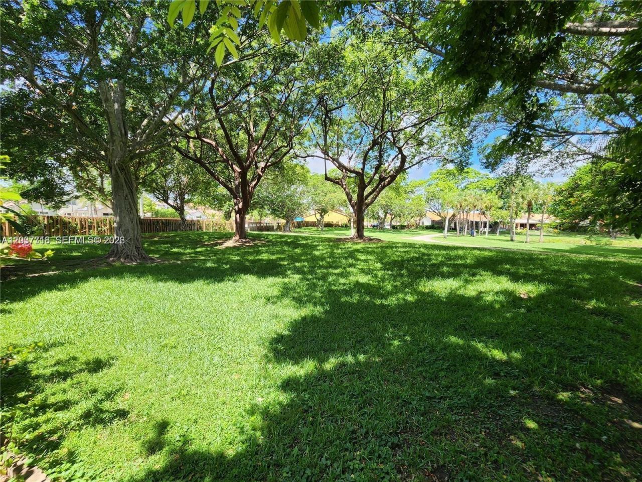 15561 SW 110th Ter, Miami, FL 33196 Photo