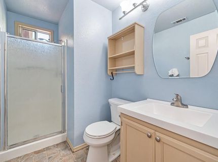 8829 Wetherly Ct, Elk Grove, CA 95624 Photo