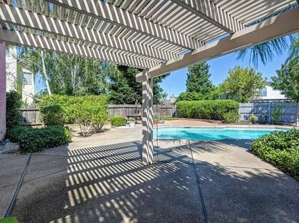 8829 Wetherly Ct, Elk Grove, CA 95624 Photo