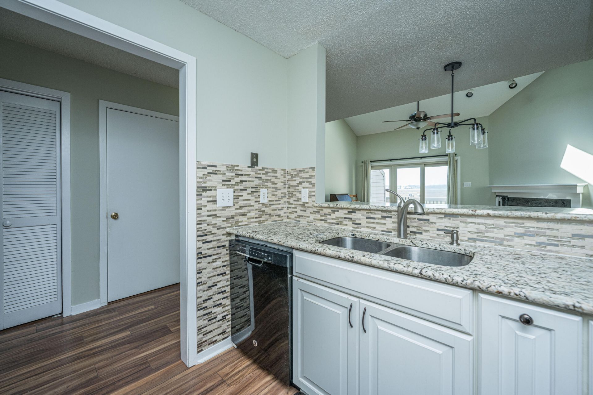 243 Lands End Drive Photo 13