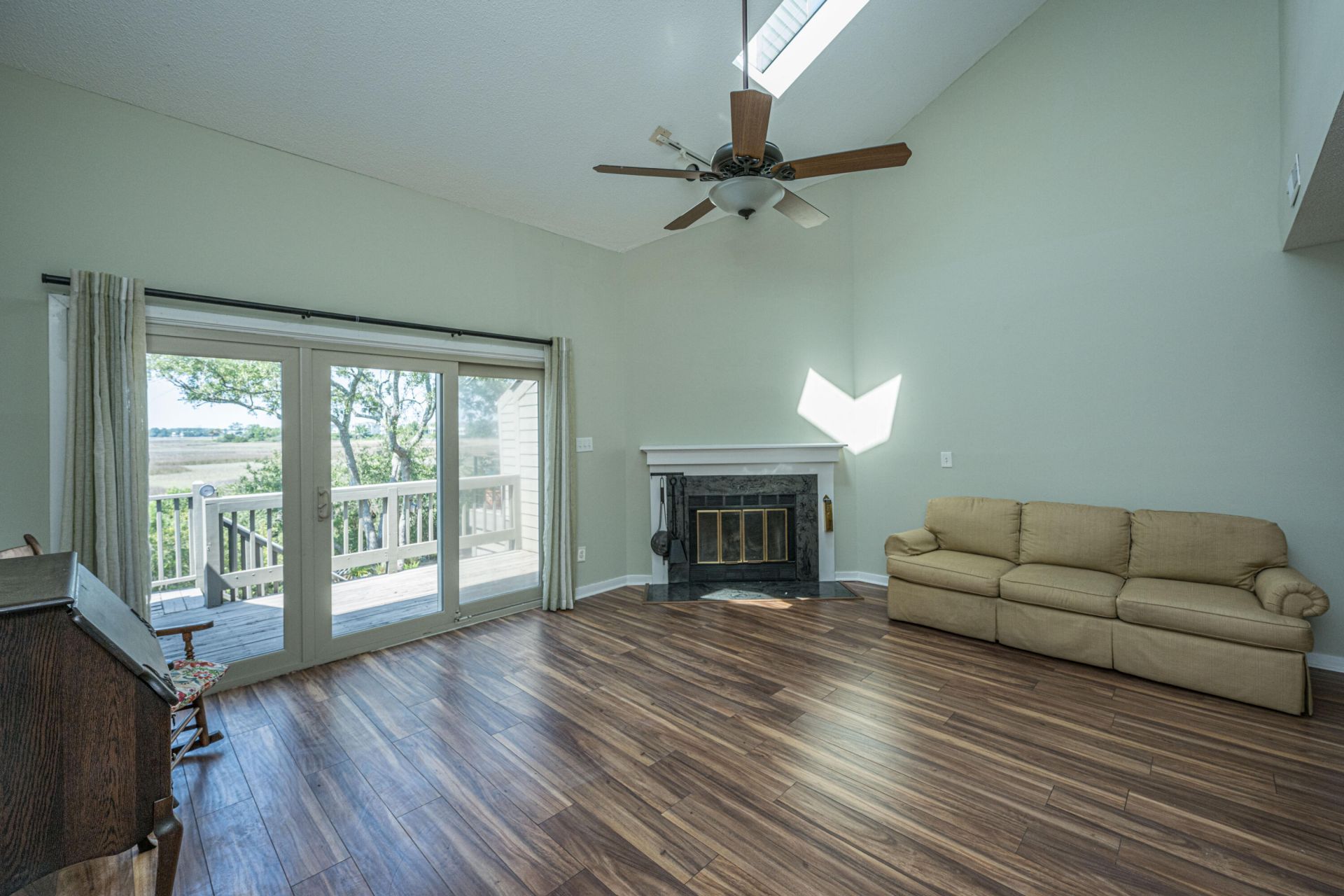 243 Lands End Drive Photo 4