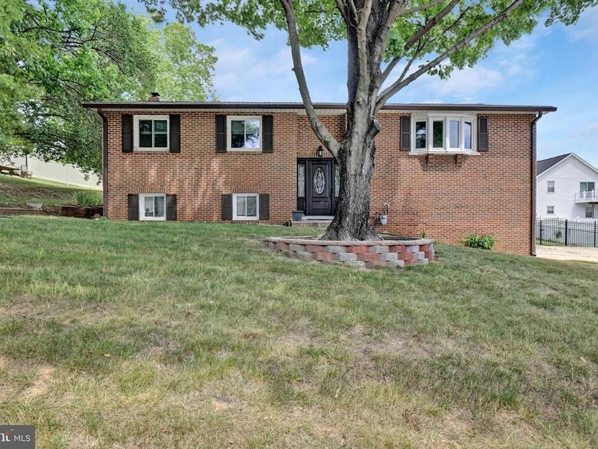 1409 2nd Street, Lanham, MD 20706 Main Photo