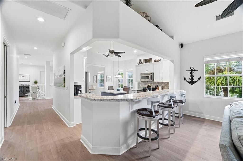 7842 Hawthorne Dr, Unit 1703, Naples, FL 34113 Photo