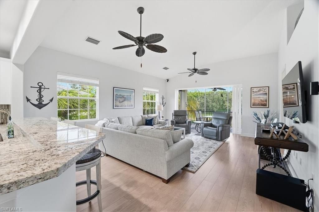7842 Hawthorne Dr, Unit 1703, Naples, FL 34113 Photo
