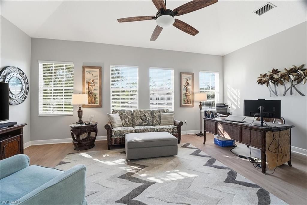 7842 Hawthorne Dr, Unit 1703, Naples, FL 34113 Photo