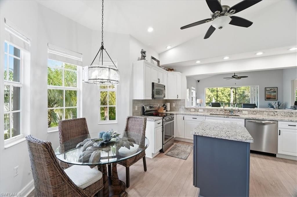 7842 Hawthorne Dr, Unit 1703, Naples, FL 34113 Photo