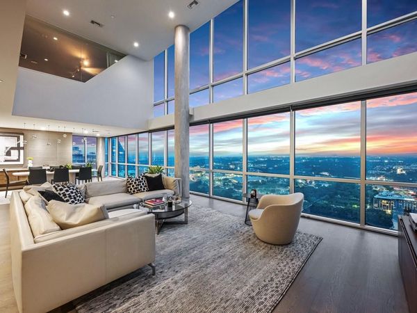 300 Bowie ST, Unit PH2, Austin, TX 78703