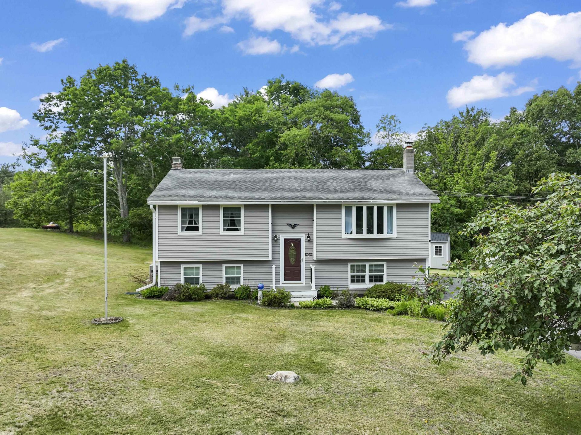152 Flagg Road, Rochester, NH 03839 Main Photo