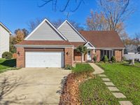 122 Encina Drive, Naperville, IL 60540 primary photo