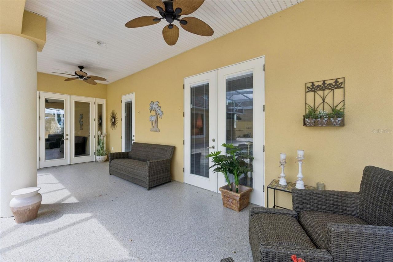 12128 Lakeshore Drive, Clermont, FL 34711 Photo