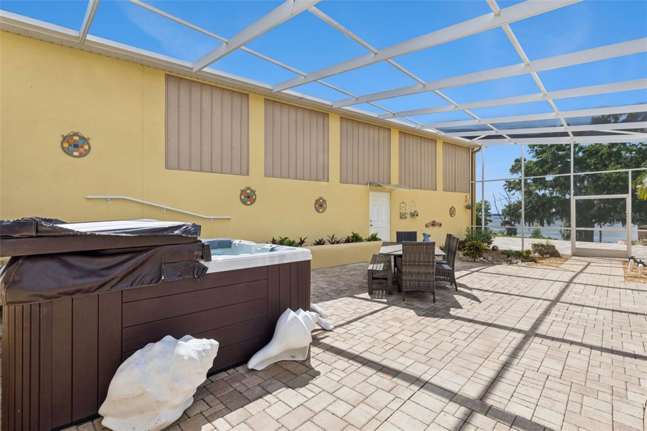 12128 Lakeshore Drive, Clermont, FL 34711 Photo