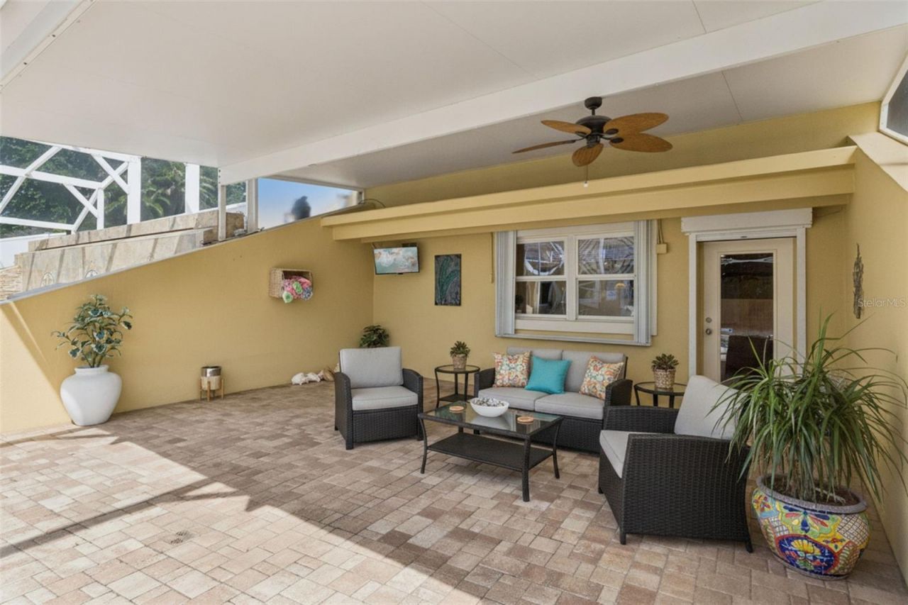 12128 Lakeshore Drive, Clermont, FL 34711 Photo