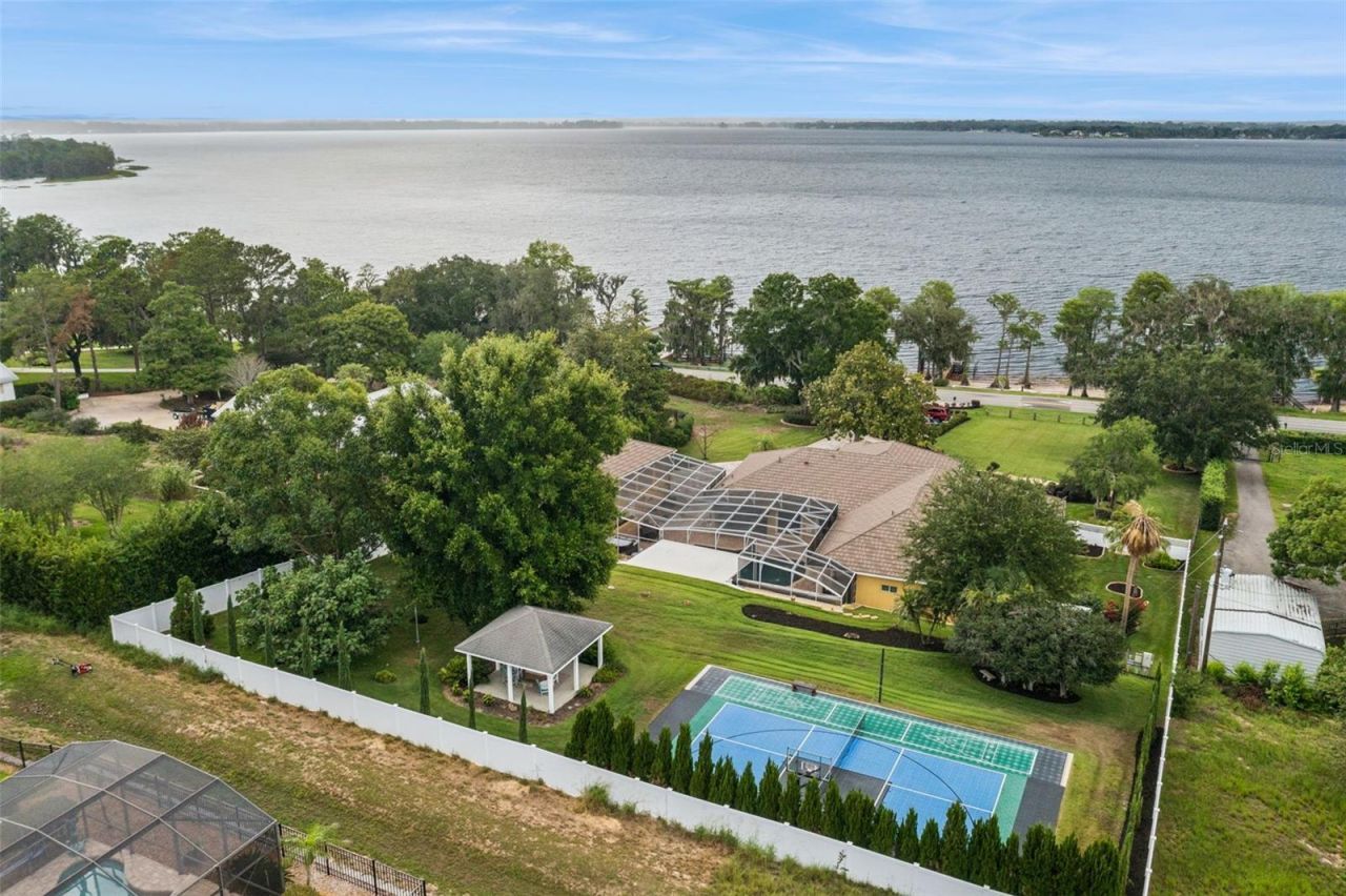 12128 Lakeshore Drive, Clermont, FL 34711 Photo