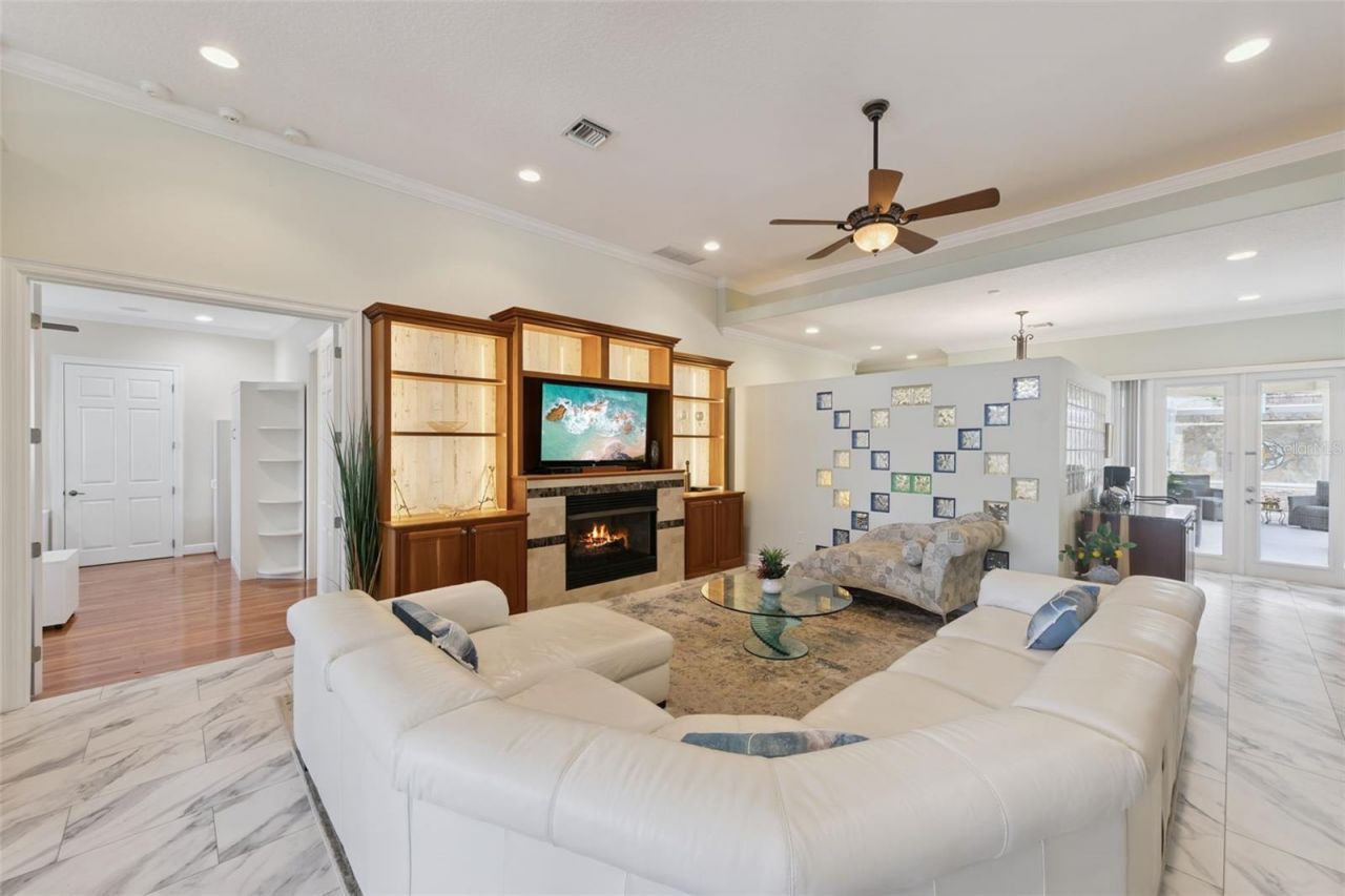 12128 Lakeshore Drive, Clermont, FL 34711 Photo