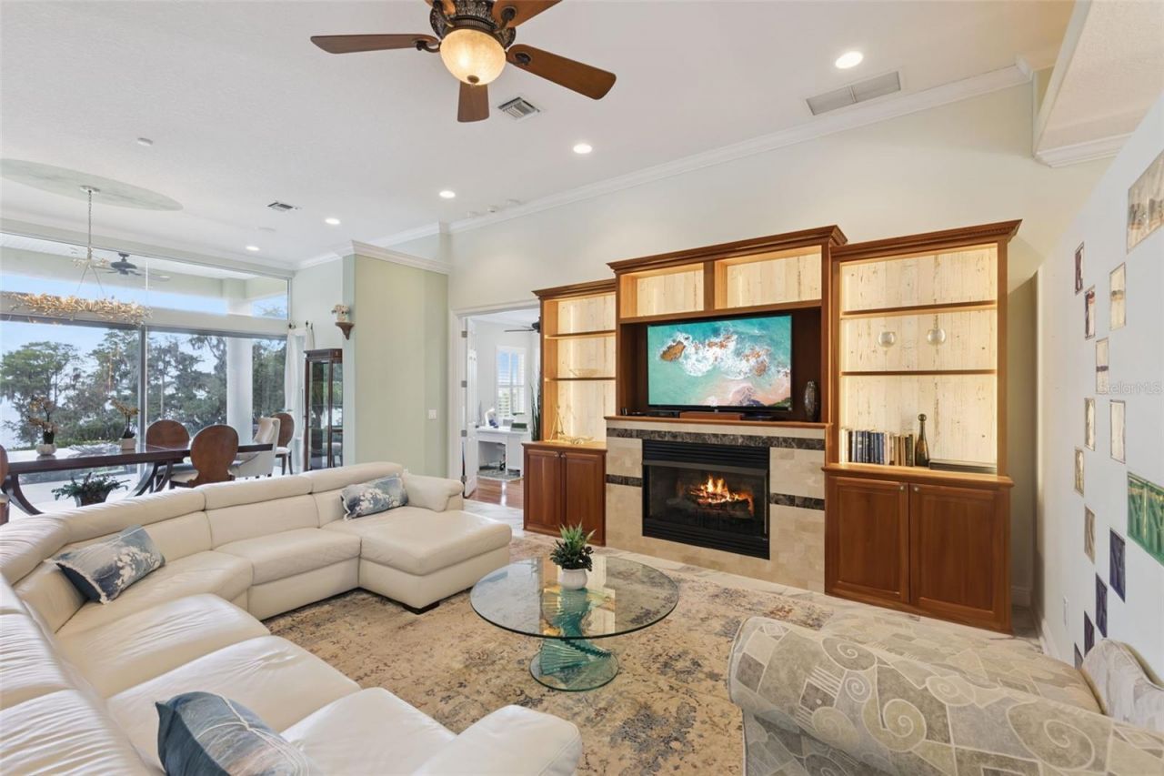 12128 Lakeshore Drive, Clermont, FL 34711 Photo