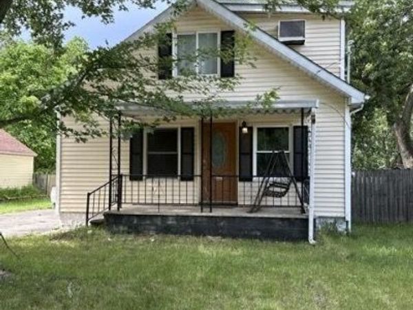 1612 Hillcrest Street, Lansing, MI 48910