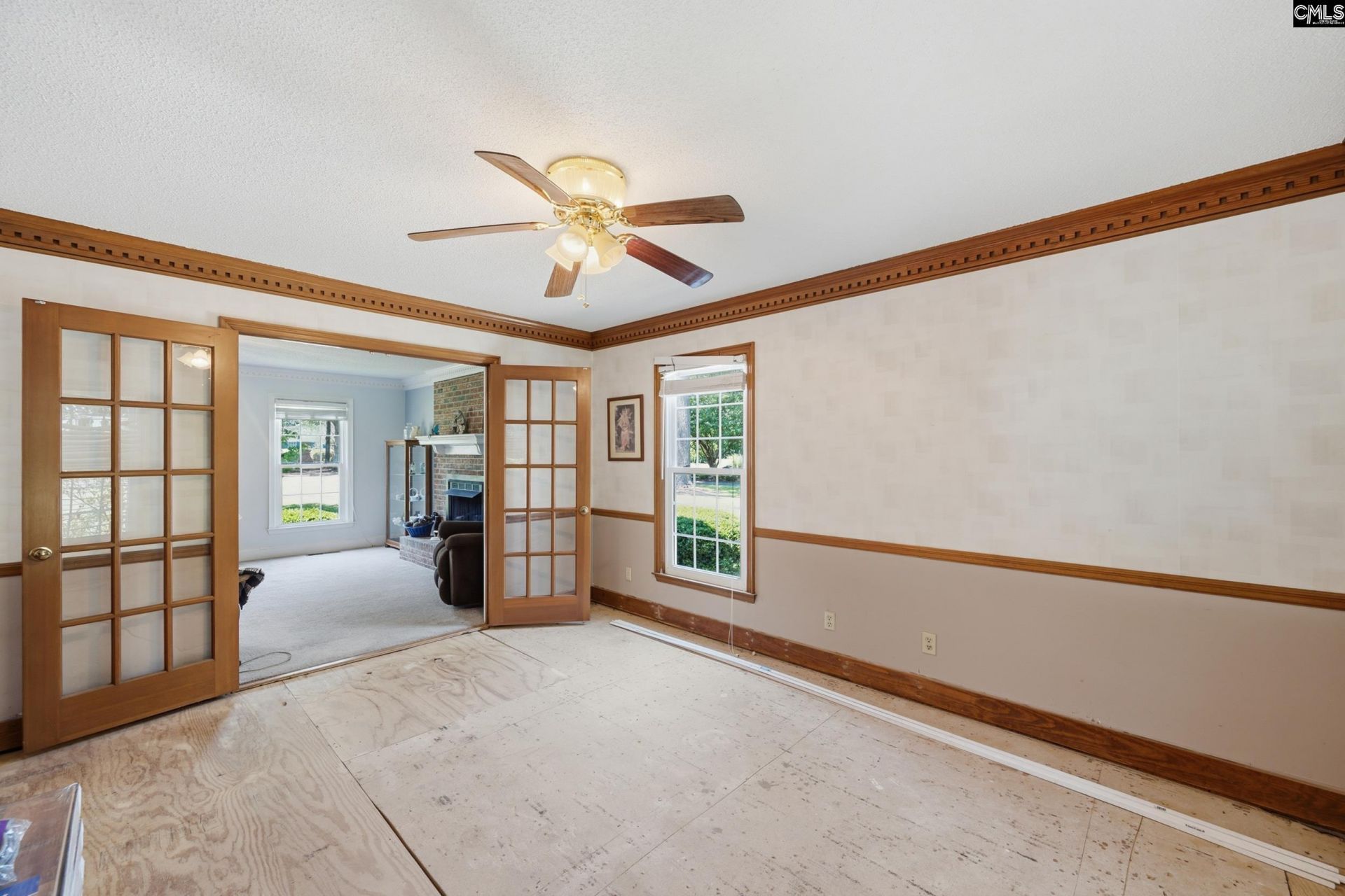343 Pinewood Drive Photo 10