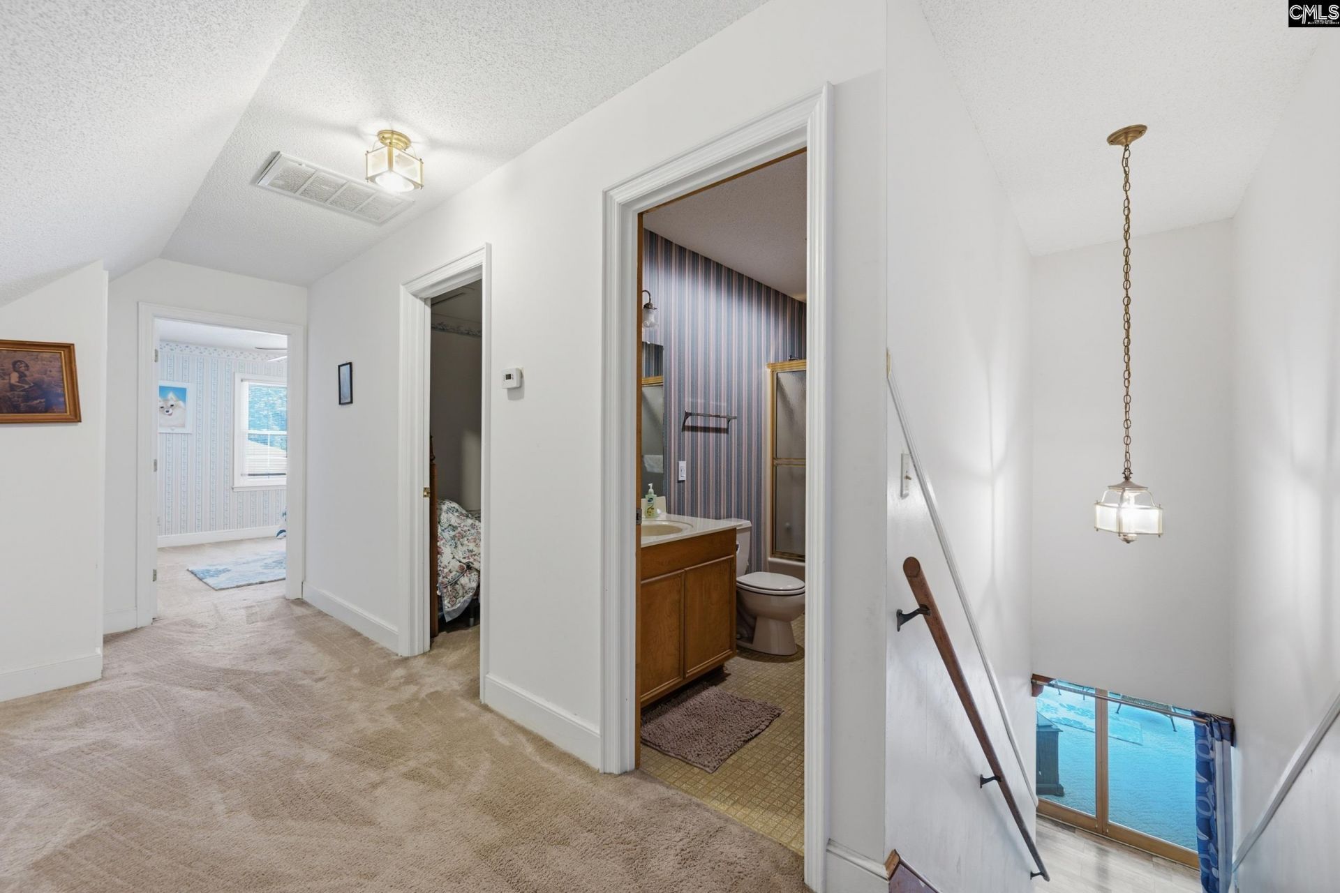 343 Pinewood Drive Photo 23
