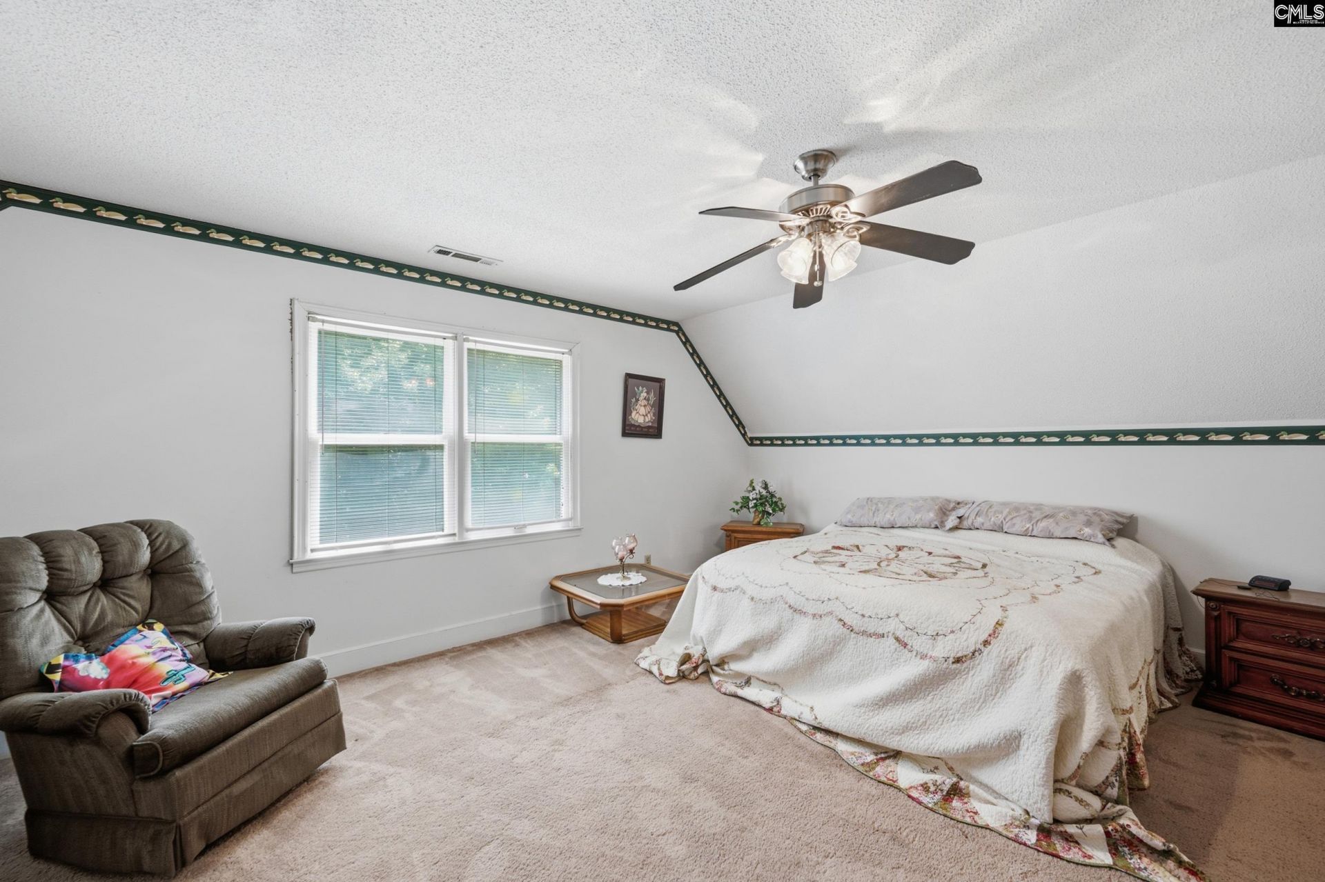 343 Pinewood Drive Photo 32