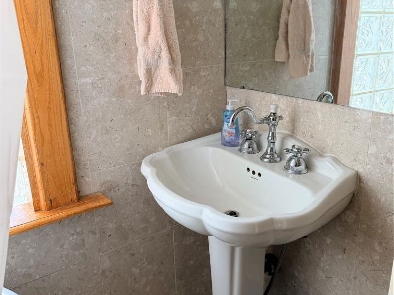 11433 Ashbury Avenue, Unit 12, Cleveland, OH 44106 Photo 21