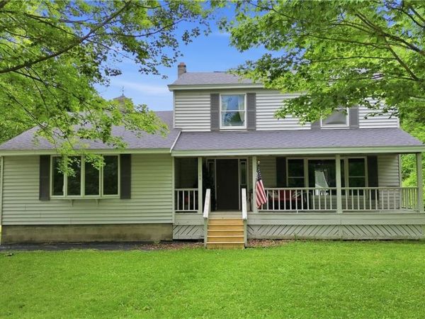7488 East Street , Newport, NY 13416