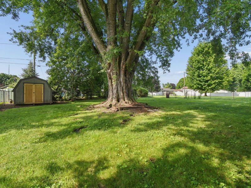 153 Swainford Drive, Heath, OH 43056 Photo 36