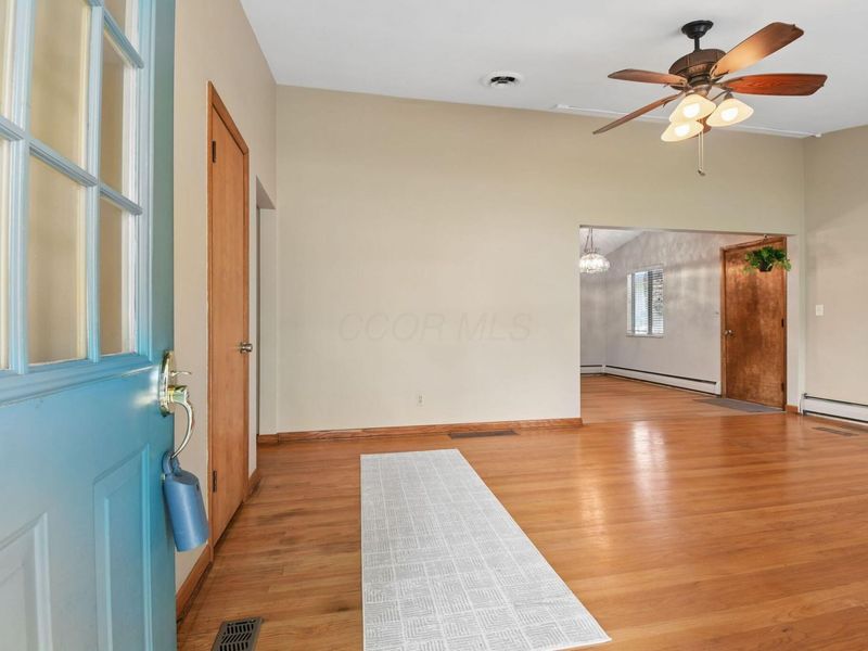 153 Swainford Drive, Heath, OH 43056 Photo 5