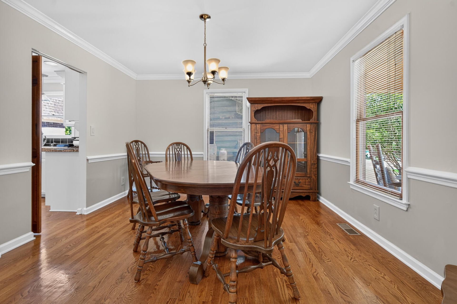 800 Milldenhall Road Photo 11