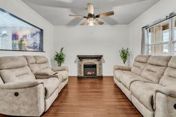 411 Corey Boulevard photo 4