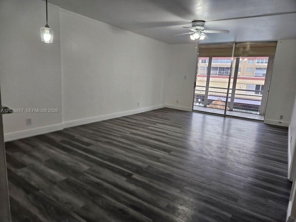 404 NW 68th Ave, Unit 304, Plantation, FL 33317 Photo