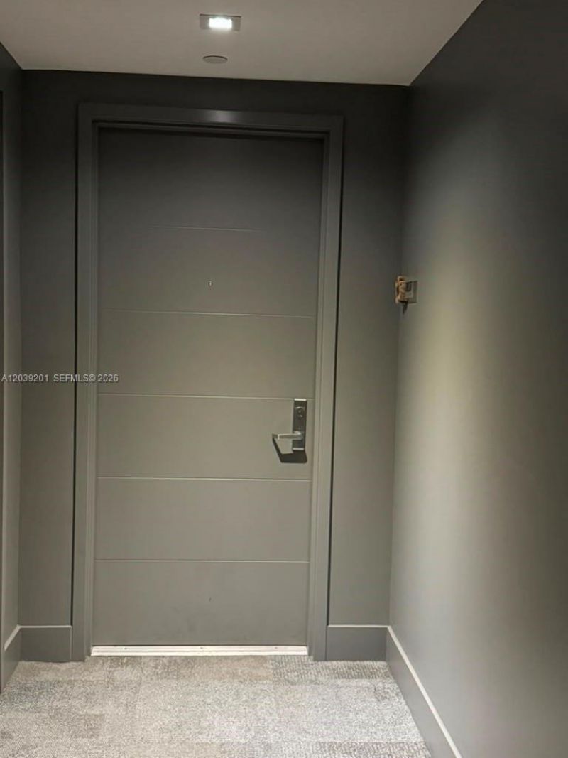 1010 Brickell Ave, Unit 1807, Miami, FL 33131 Photo