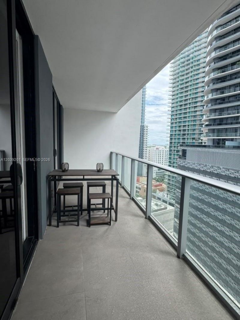 1010 Brickell Ave, Unit 1807, Miami, FL 33131 Photo