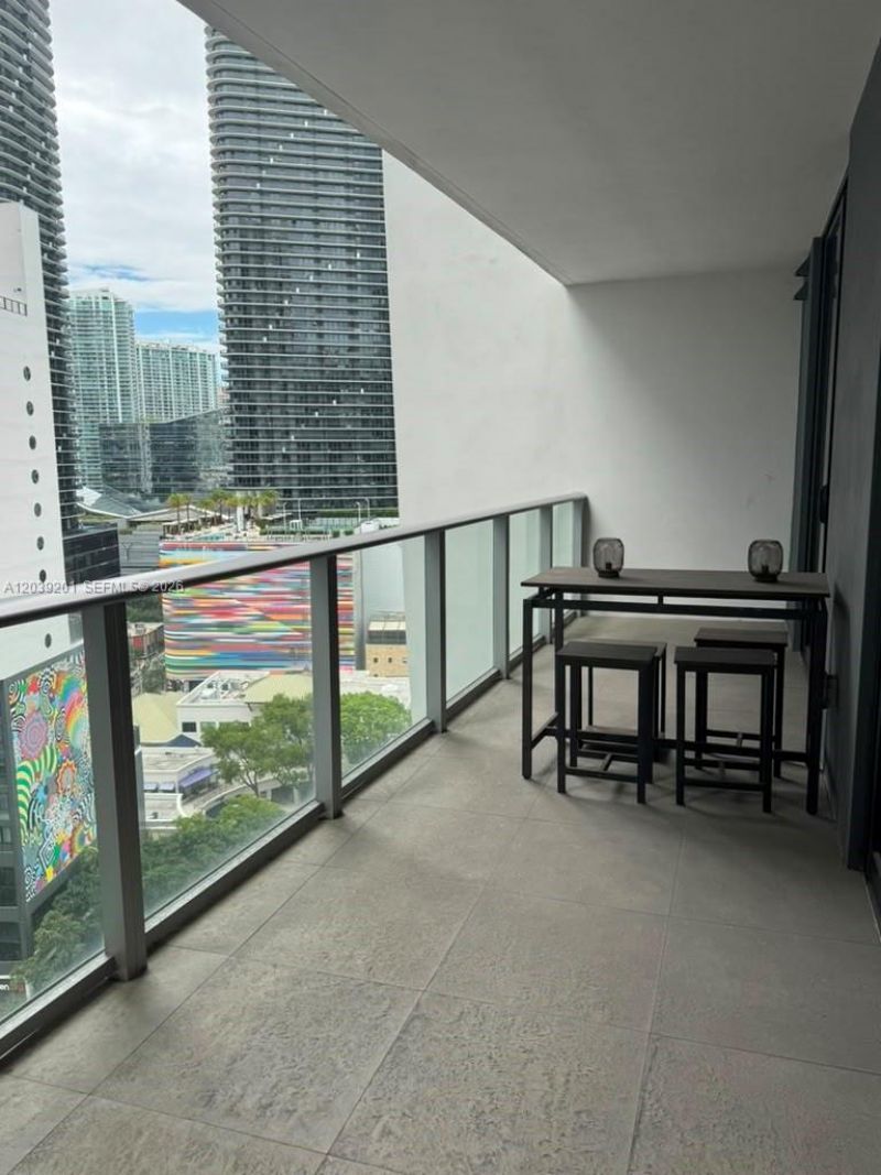 1010 Brickell Ave, Unit 1807, Miami, FL 33131 Photo